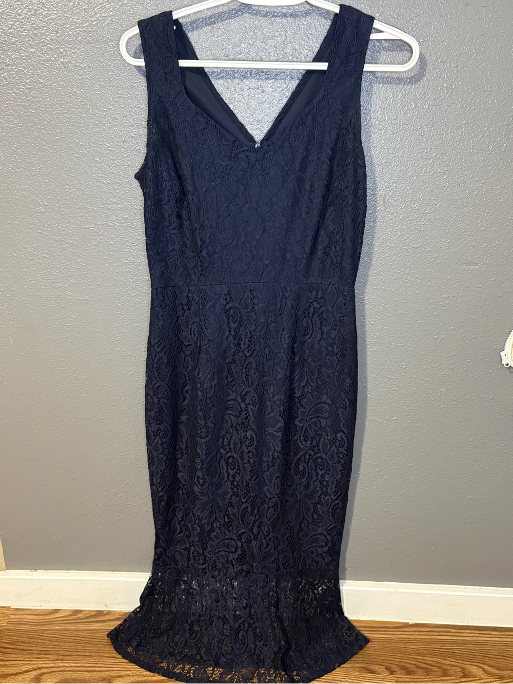 Enfocus Studio Navy Lace Sleeveless Dress size 6 (SKU 247)